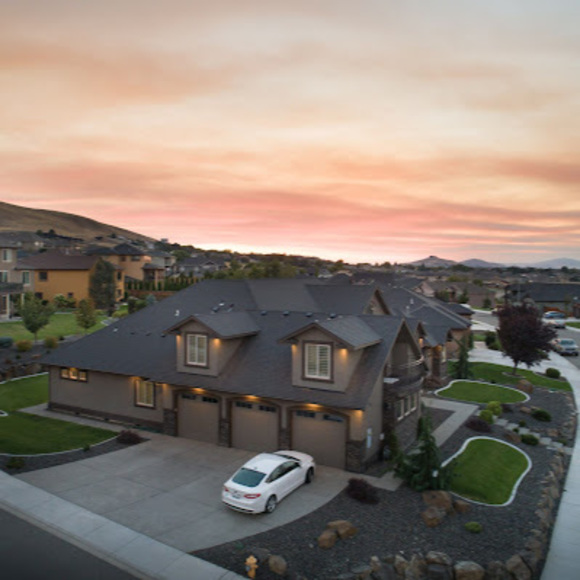 Meet your Posher, Steven - Picture 1 of 1